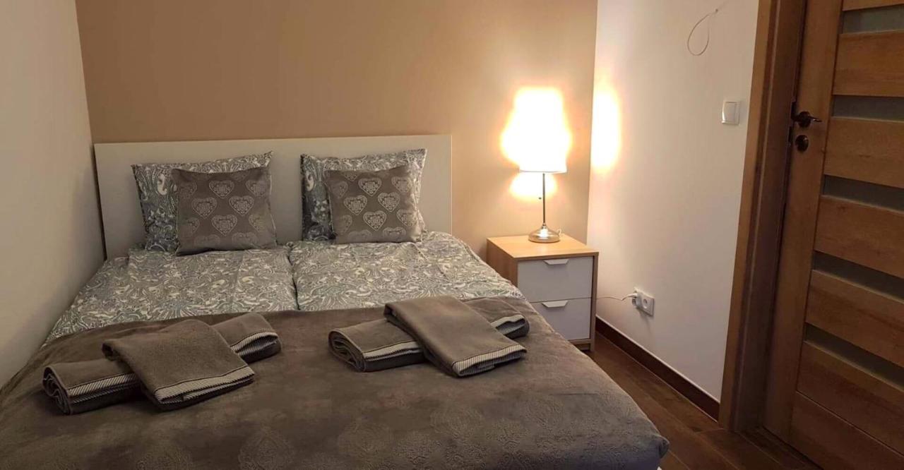 Apartament Malinowa Dolina Appartement Kłodzko Buitenkant foto